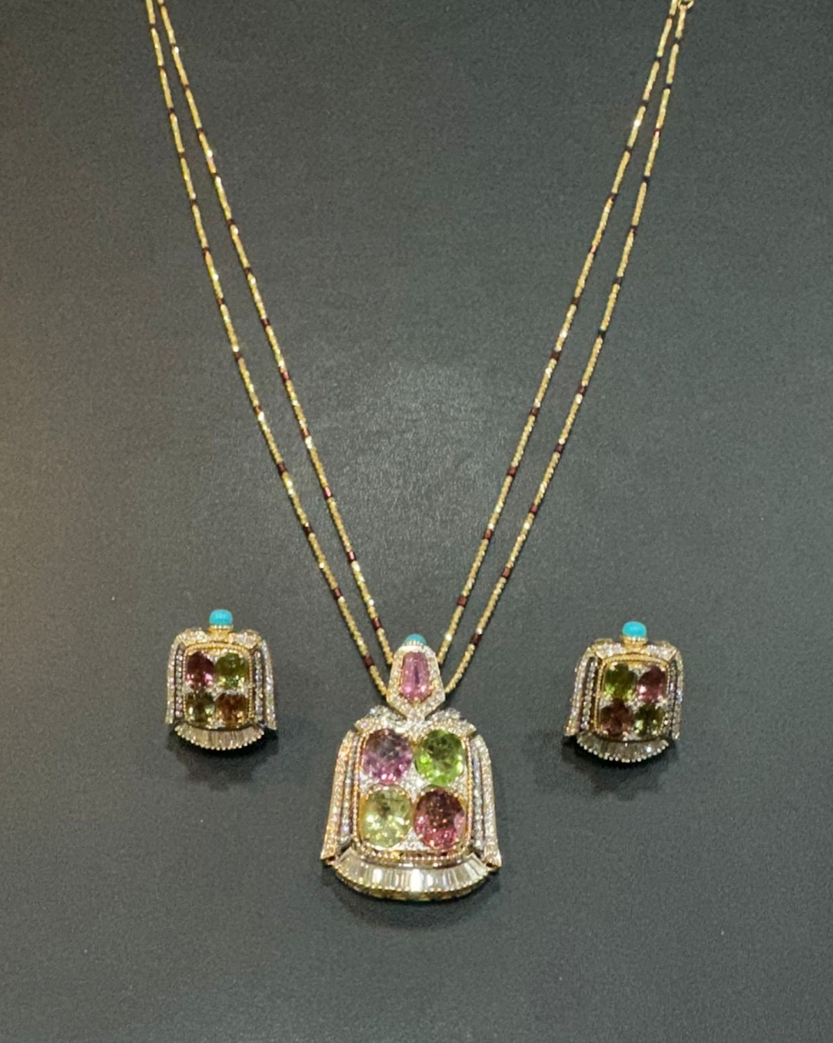 Polki uncut diamond pendant set